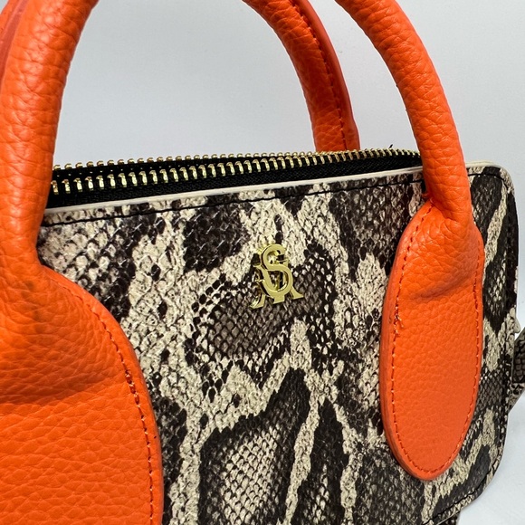 Mini bags Steve Madden. Color imitation python, orange et Gold, intérieur noir. - Picture 3 of 8